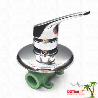 Tiga arah Panel Bulat Ppr Mixer Shower Valve Air Panas Dingin Balansing Valve