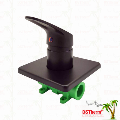 Tiga arah panel persegi Ppr Hitam dilapisi mixer Shower Valve Mixing Valve